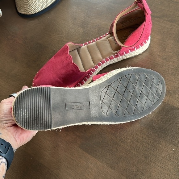 JOIE Cruz scalloped espadrille memory foam sandal 9 - Picture 8 of 8